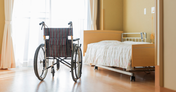 Nursing Home Staffing Challenges Worse During COVID-19 Outbreaks