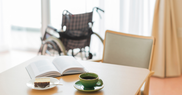 Study suggests staffing shortages during the pandemic strained nursing homes